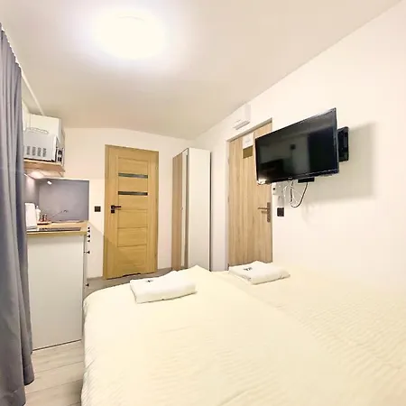 Aparthotel Bob Sowinskiego *