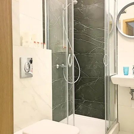 Aparthotel Bob Sowinskiego *