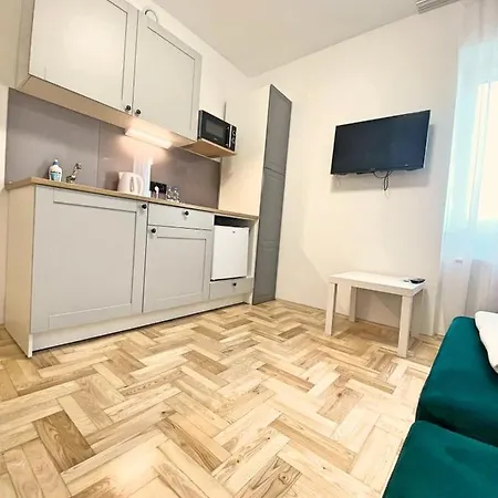 Hotel apartamentowy Bob Sowinskiego *